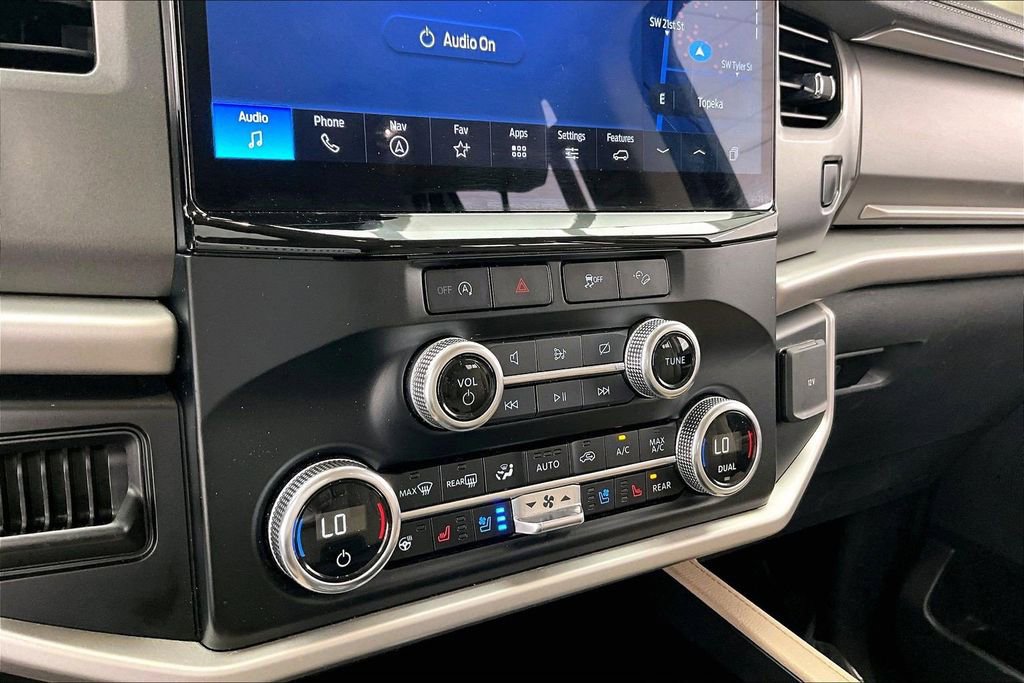 Certified 2024 Ford Expedition Max XLT image 32