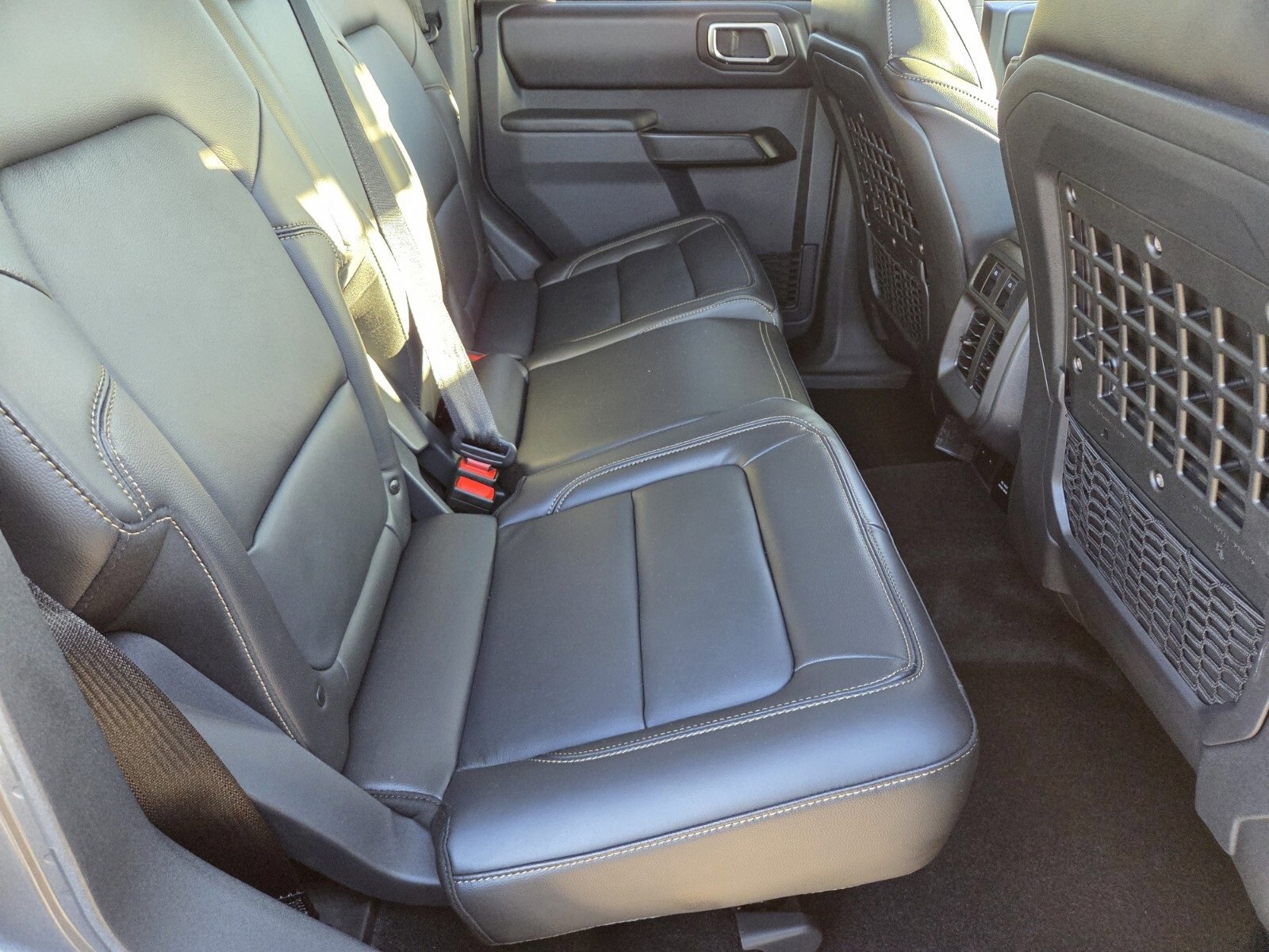 Certified 2025 Ford Bronco Badlands image 14