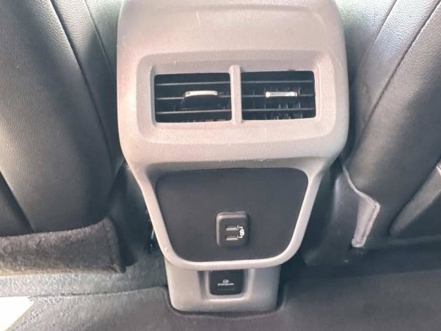 Used 2020 GMC Terrain SLT w/ Preferred Package AWD/4WD image 16