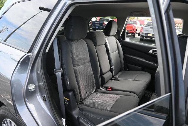 Used 2020 Nissan Pathfinder S AWD/4WD image 23