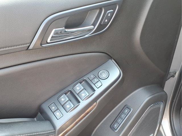 Used 2019 Chevrolet Tahoe LT w/ LT Signature Package AWD/4WD image 16