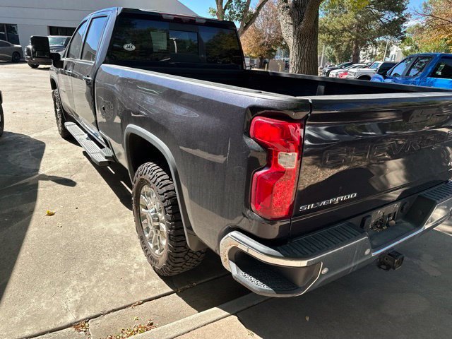 Used 2024 Chevrolet Silverado 2500 LTZ w/ LTZ Convenience Package AWD/4WD image 11