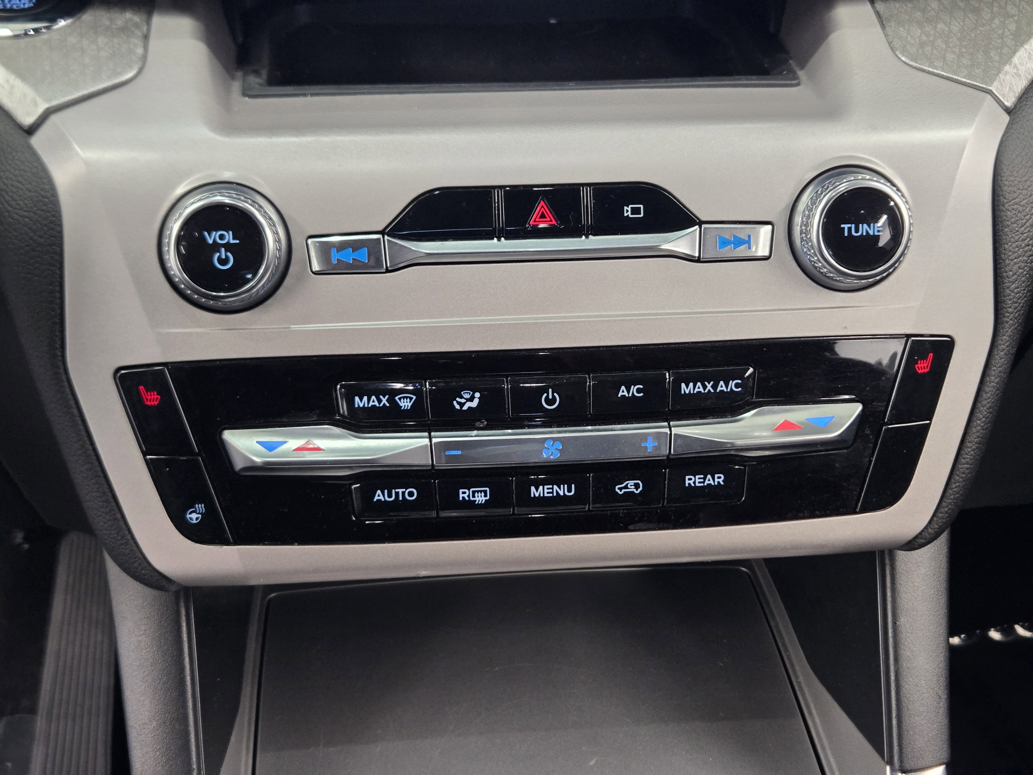 Certified 2023 Ford Explorer Timberline w/ Timberline Technology Package image 17