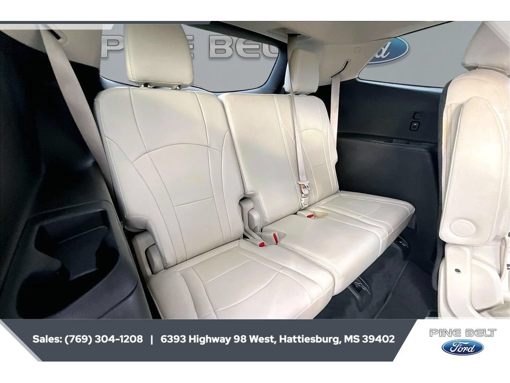 Used 2023 Buick Enclave Essence w/ Experience Buick Package FWD image 21