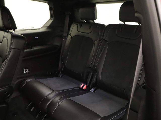 Used 2025 Jeep Grand Cherokee L Laredo AWD/4WD image 12