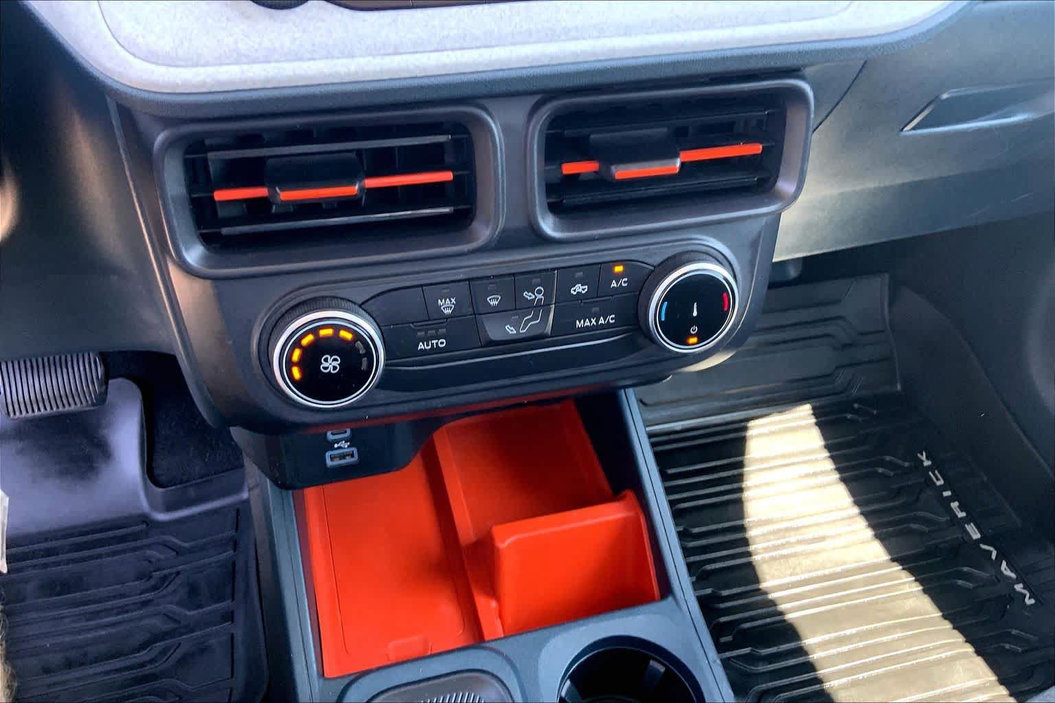 Certified 2022 Ford Maverick XLT FWD image 35