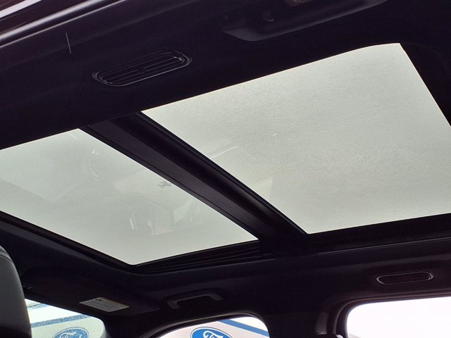 Certified 2021 Ford Expedition Limited AWD/4WD image 3