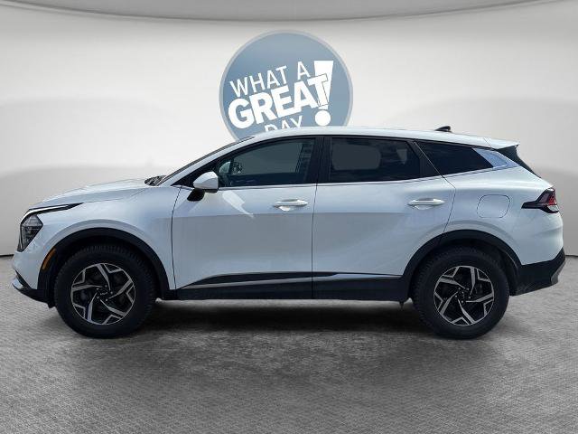 Used 2024 Kia Sportage LX AWD/4WD image 7