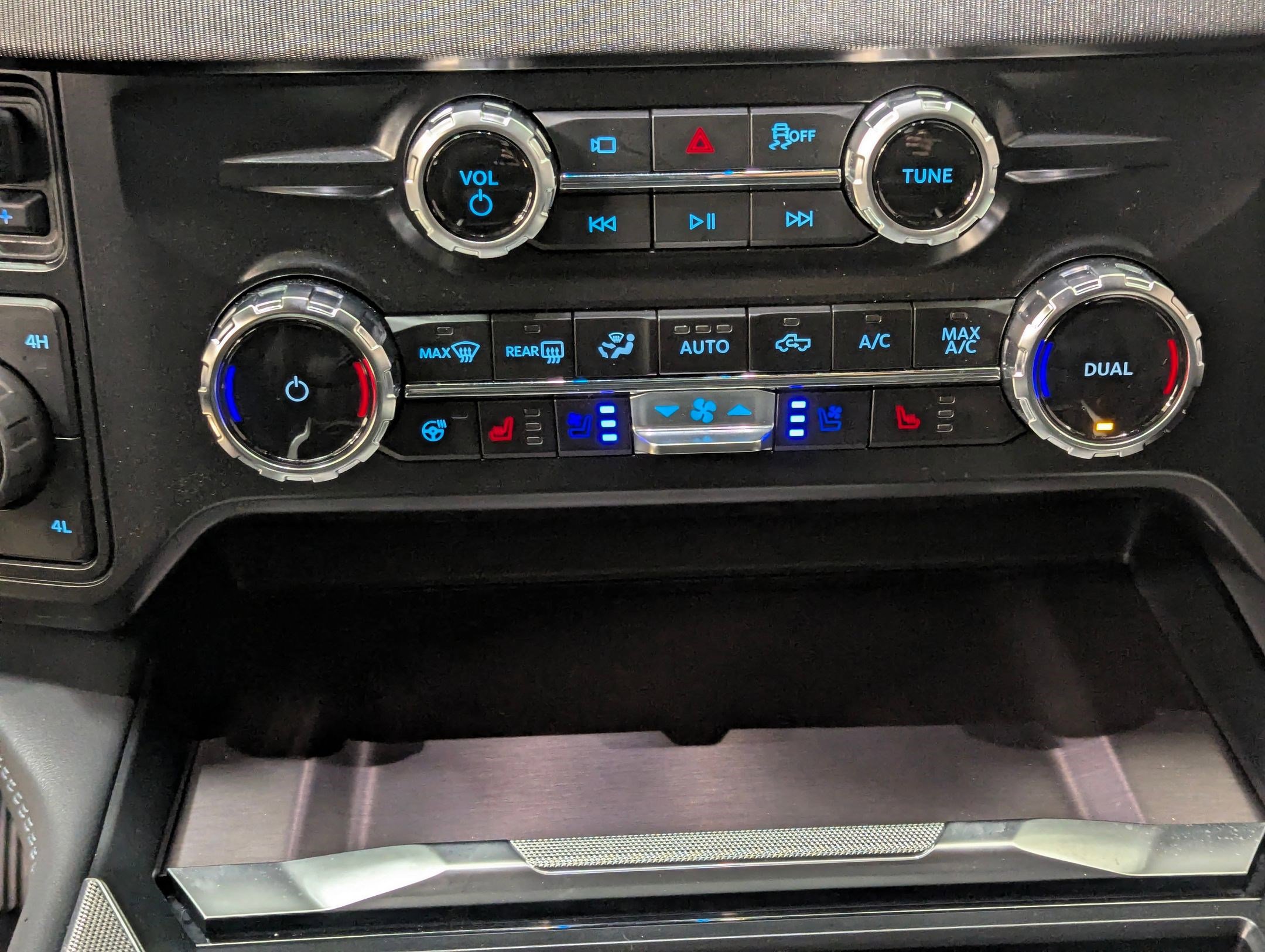 Certified 2026 Ford F250 Platinum image 26