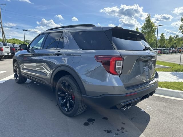 Certified 2024 Ford Explorer ST w/ Equipment Group 401A AWD/4WD image 3