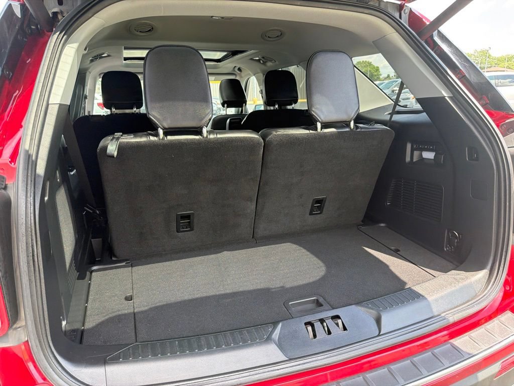 Certified 2022 Ford Explorer Limited w/ Equipment Group 301A AWD/4WD image 16
