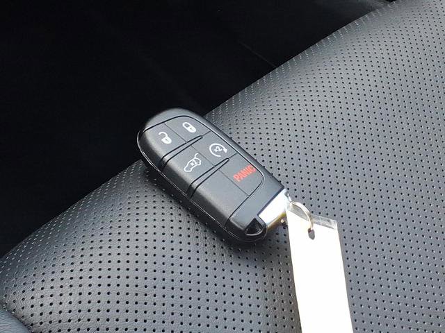 Used 2025 Dodge Durango GT AWD/4WD image 21
