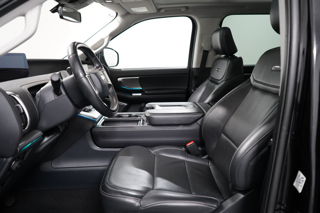 Certified 2025 Ford Expedition Max Platinum AWD/4WD image 14