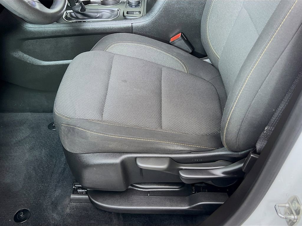 Used 2021 Chevrolet Traverse LS AWD/4WD image 23