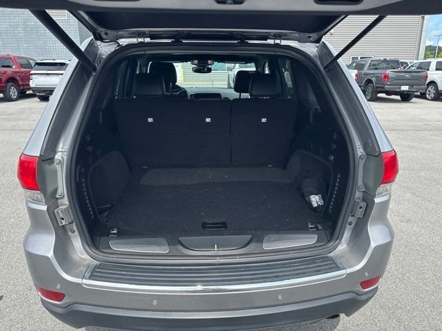 Used 2019 Jeep Grand Cherokee Limited AWD/4WD image 17