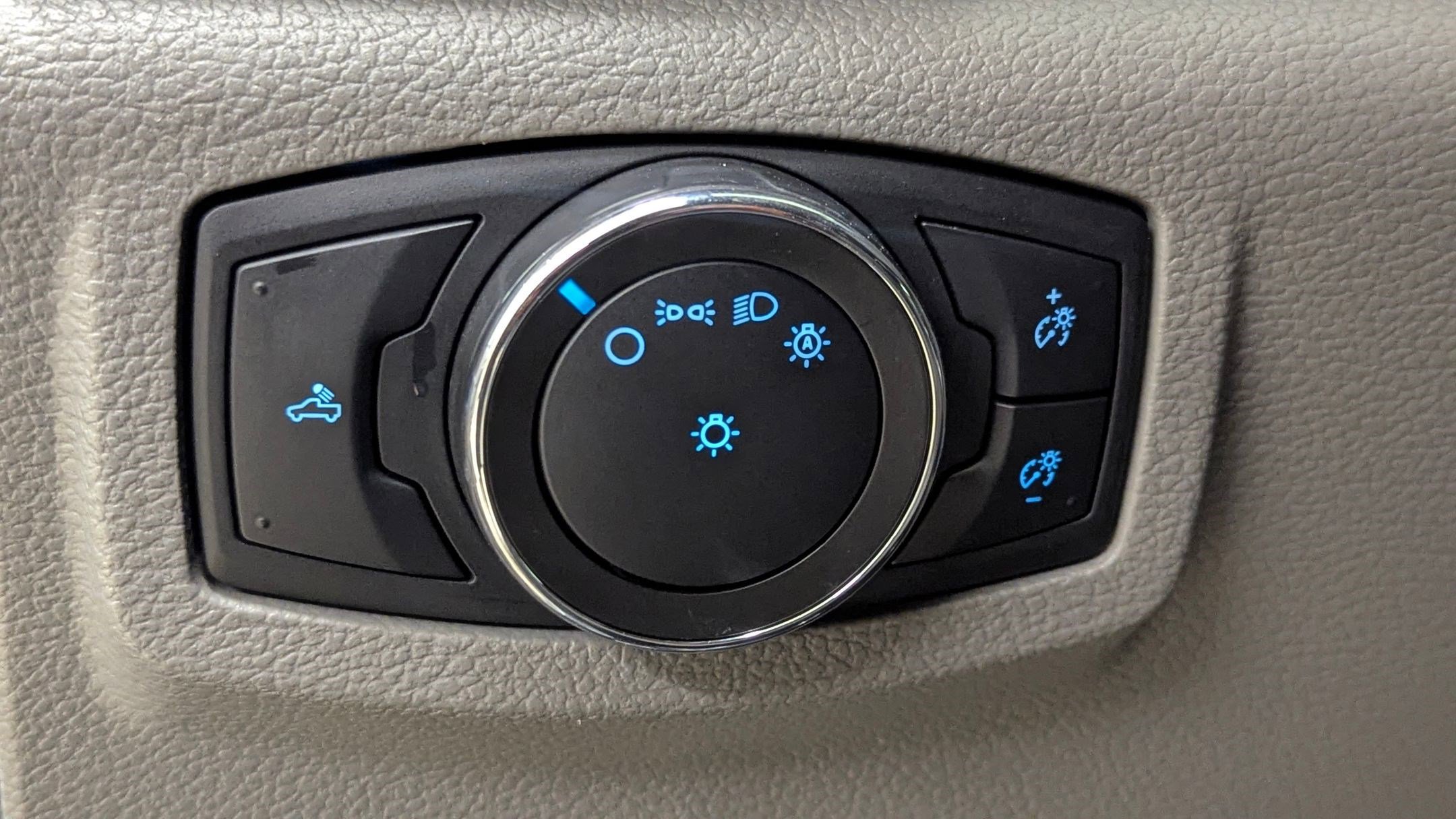 Certified 2022 Ford F250 XLT w/ FX4 Off-Road Package image 17