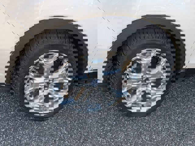 Certified 2018 Ford Escape Titanium w/ Ford Safe & Smart Package image 11