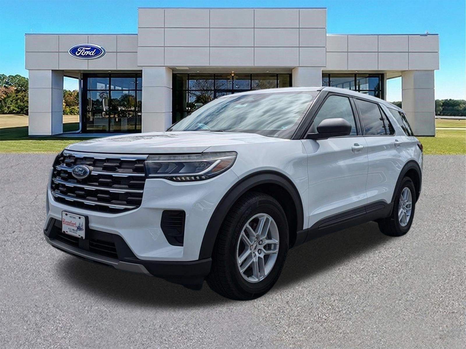 Certified 2026 Ford Explorer Active RWD image 8