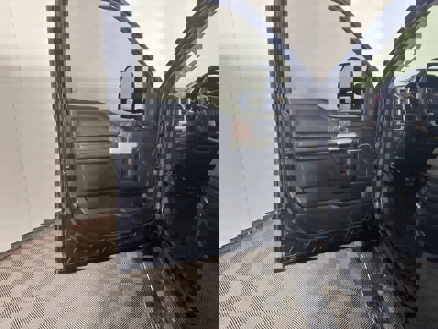 Certified 2019 Ford F350 Lariat w/ Lariat Ultimate Package image 9