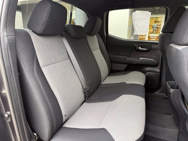 Used 2020 Toyota Tacoma 4x4 Double Cab image 29