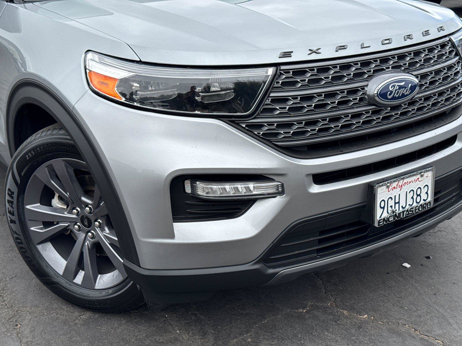 Certified 2023 Ford Explorer XLT w/ Equipment Group 202A RWD image 3