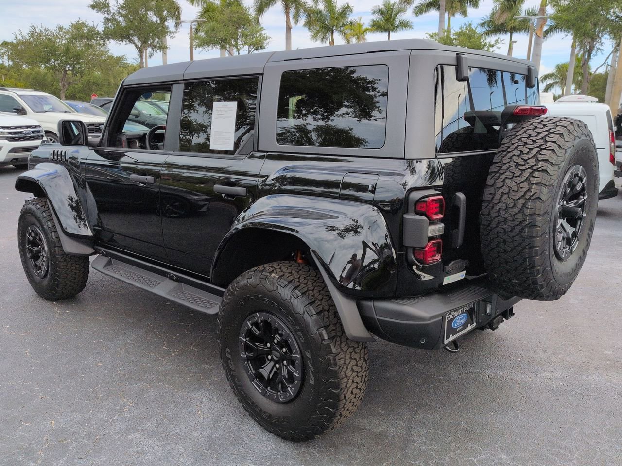 Certified 2024 Ford Bronco Raptor AWD/4WD image 3