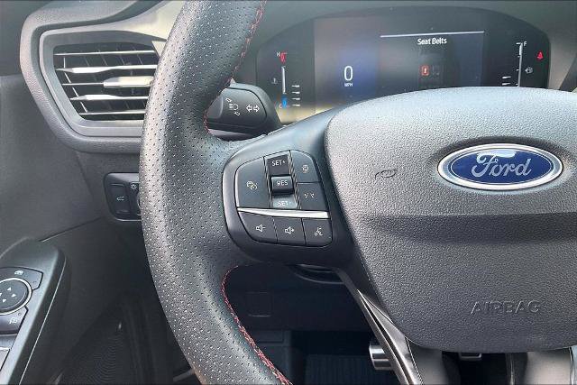 Certified 2023 Ford Escape ST-Line w/ Tech Pack #1 AWD/4WD image 18