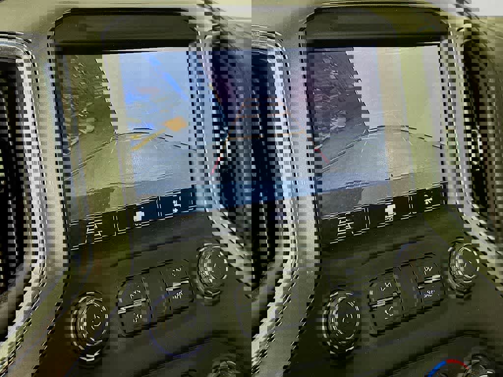 Used 2020 Chevrolet Silverado 1500 LT Trail Boss image 28