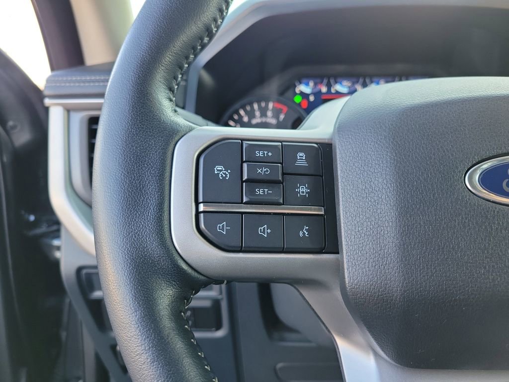 Certified 2022 Ford Expedition XLT image 23