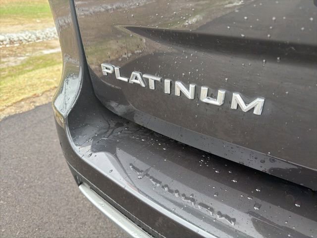 Certified 2025 Ford Expedition Max Platinum w/ Driver's Package image 9