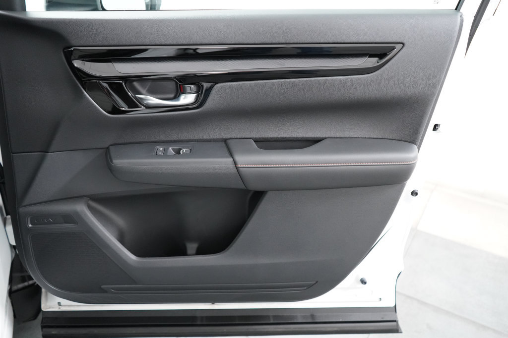 Used 2024 Honda CR-V Sport Touring image 33