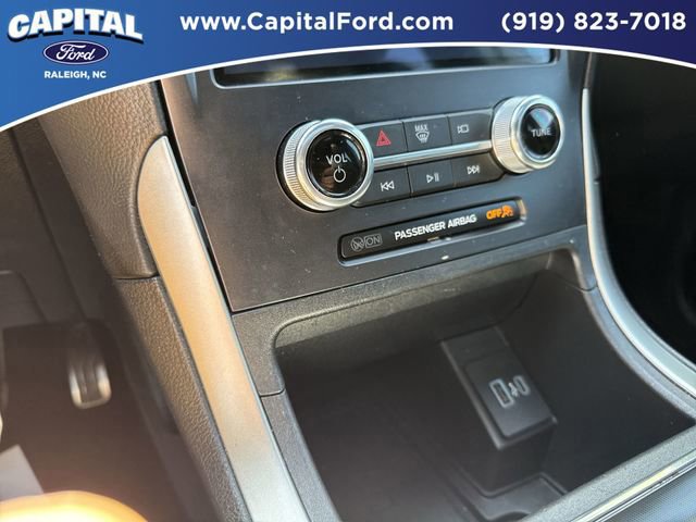 Certified 2022 Ford Edge ST-Line w/ Class II Trailer Tow Package image 29