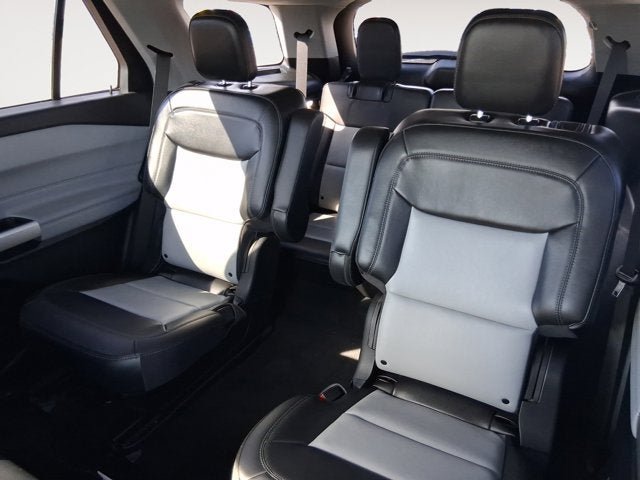Certified 2023 Ford Explorer XLT w/ Equipment Group 202A AWD/4WD image 13