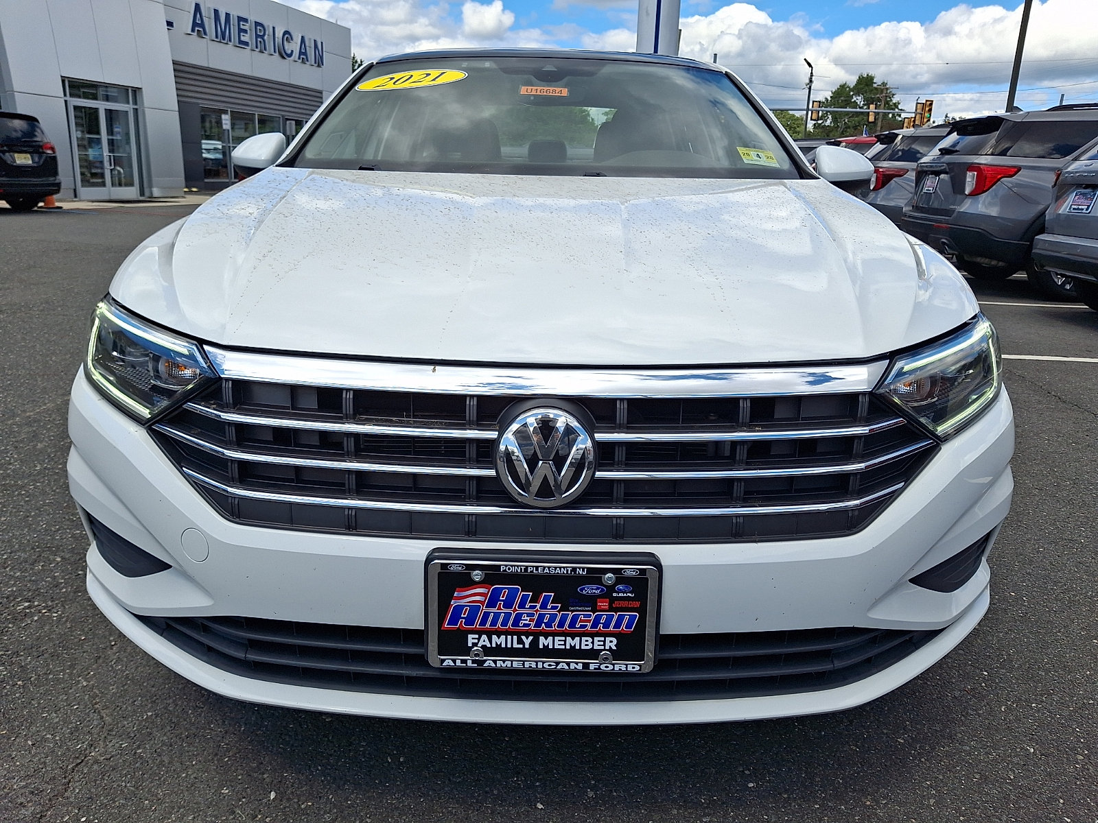 Used 2021 Volkswagen Jetta SEL FWD image 3