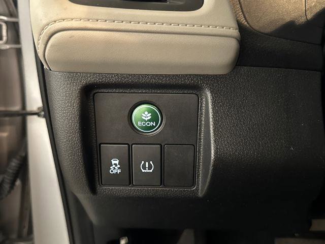Used 2018 Honda HR-V EX-L image 18