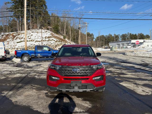 Certified 2023 Ford Explorer XLT w/ Equipment Group 202A image 8