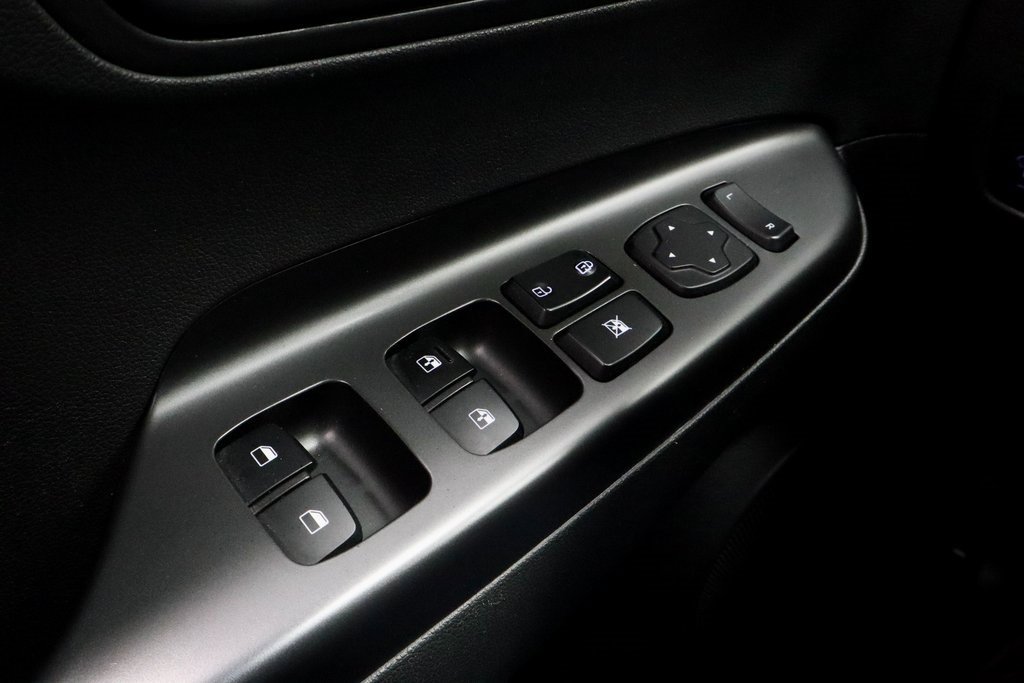 Used 2020 Hyundai Kona SEL w/ Cargo Package image 26