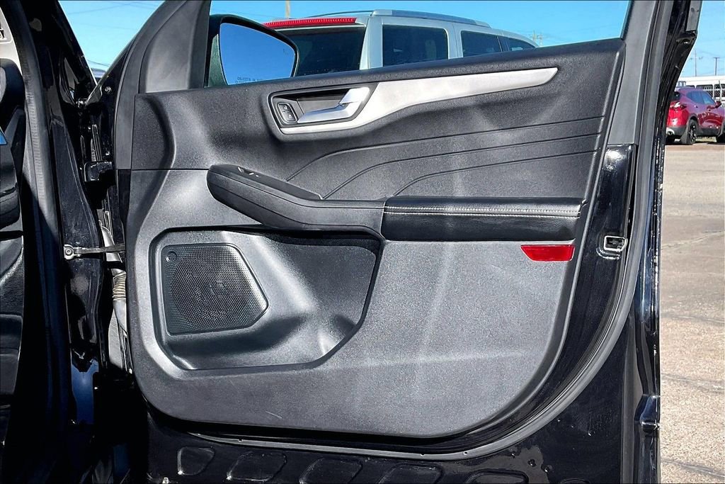 Certified 2021 Ford Escape SE w/ Cold Weather Package image 27