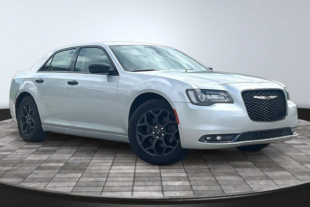 Used 2020 Chrysler 300 S AWD/4WD image 3