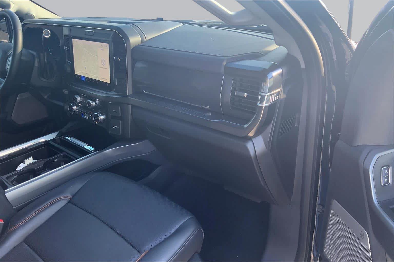 Certified 2025 Ford F250 Lariat w/ Lariat Ultimate Package AWD/4WD image 19