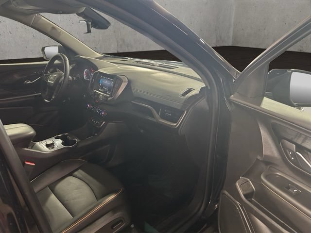 Used 2024 GMC Terrain AT4 AWD/4WD image 19
