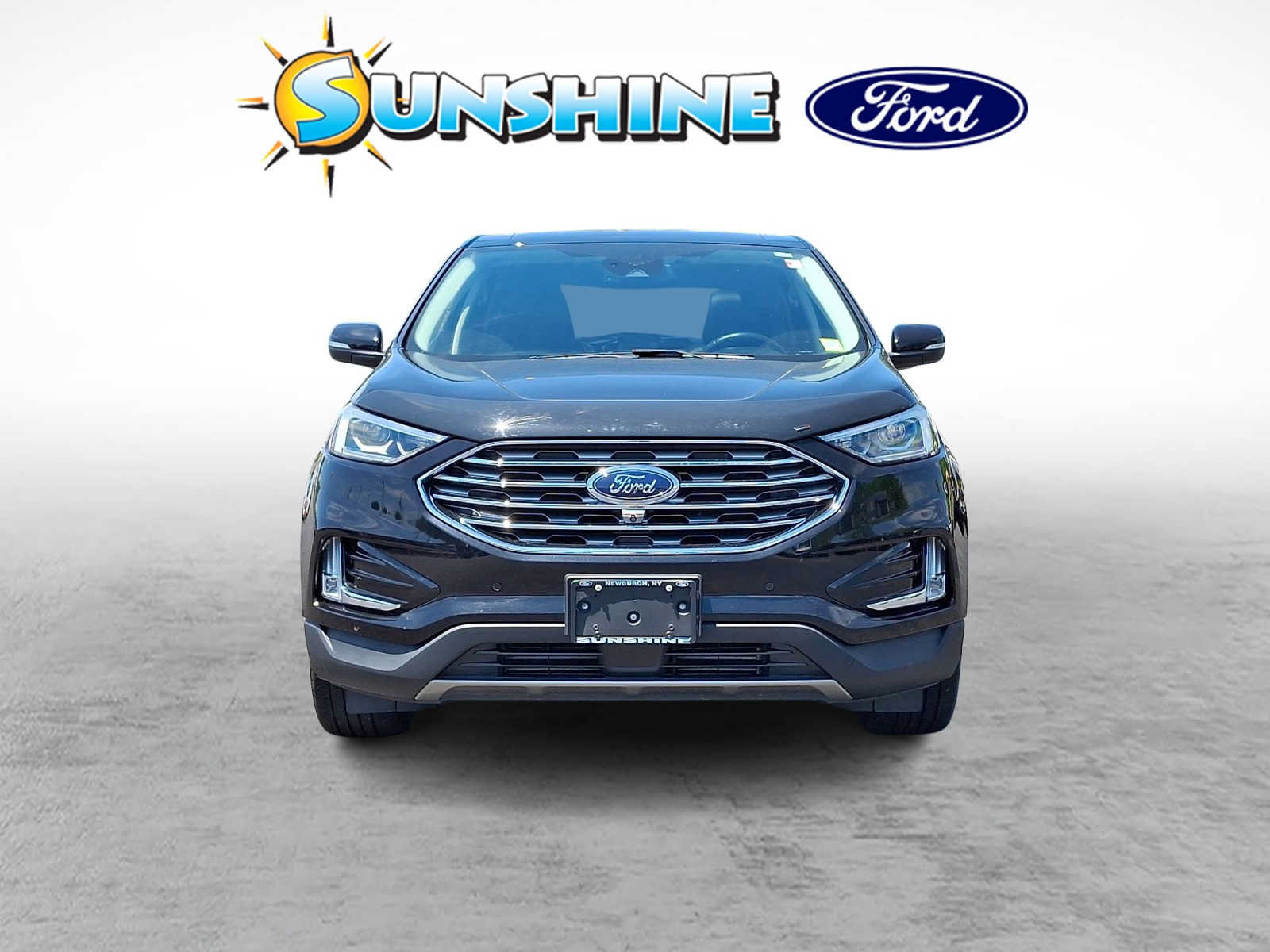 Certified 2020 Ford Edge Titanium w/ Equipment Group 301A AWD/4WD image 2