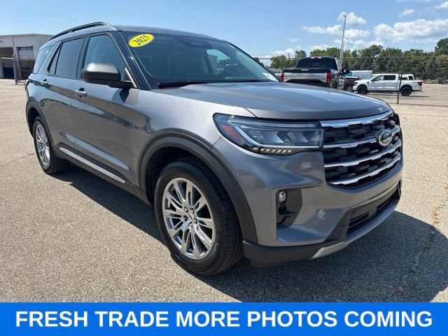 Certified 2025 Ford Explorer Active w/ Active Comfort Package AWD/4WD image 11