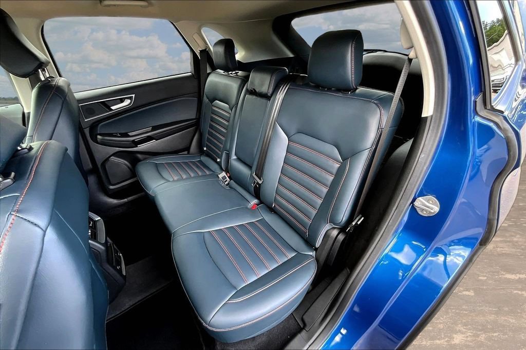 Certified 2024 Ford Edge SEL w/ Sport Appearance Package AWD/4WD image 24