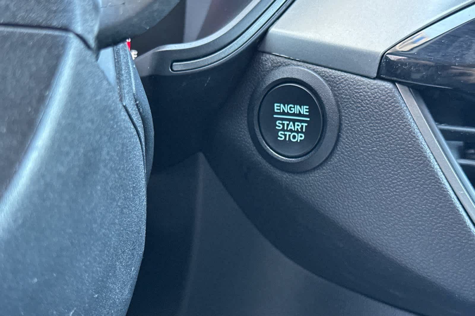Certified 2024 Ford Escape Active FWD image 23