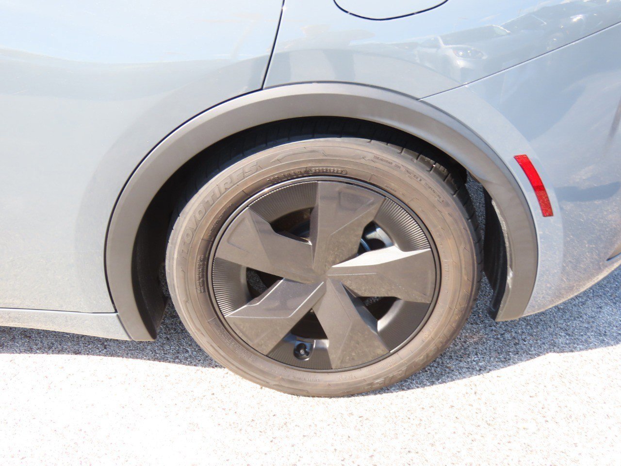 Used 2023 Toyota Prius LE image 17