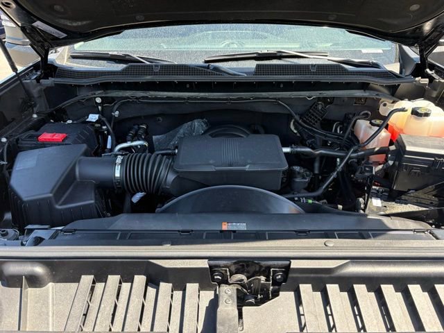 Used 2025 Chevrolet Silverado 2500 Custom w/ Custom Value Package image 22