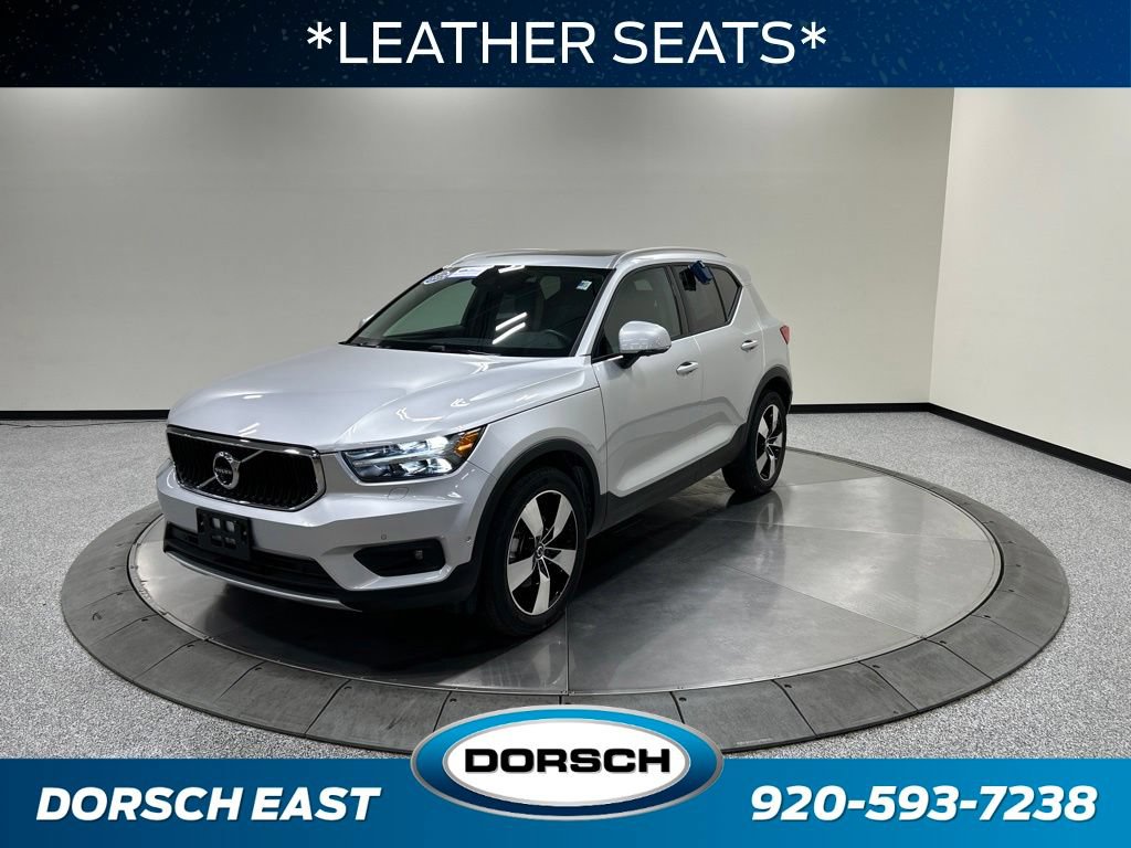 Used 2019 Volvo XC40 T5 Momentum