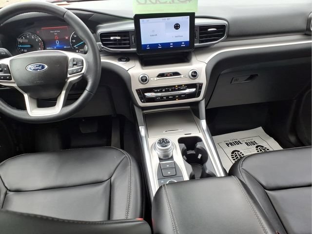 Certified 2023 Ford Explorer XLT w/ Equipment Group 202A AWD/4WD image 11