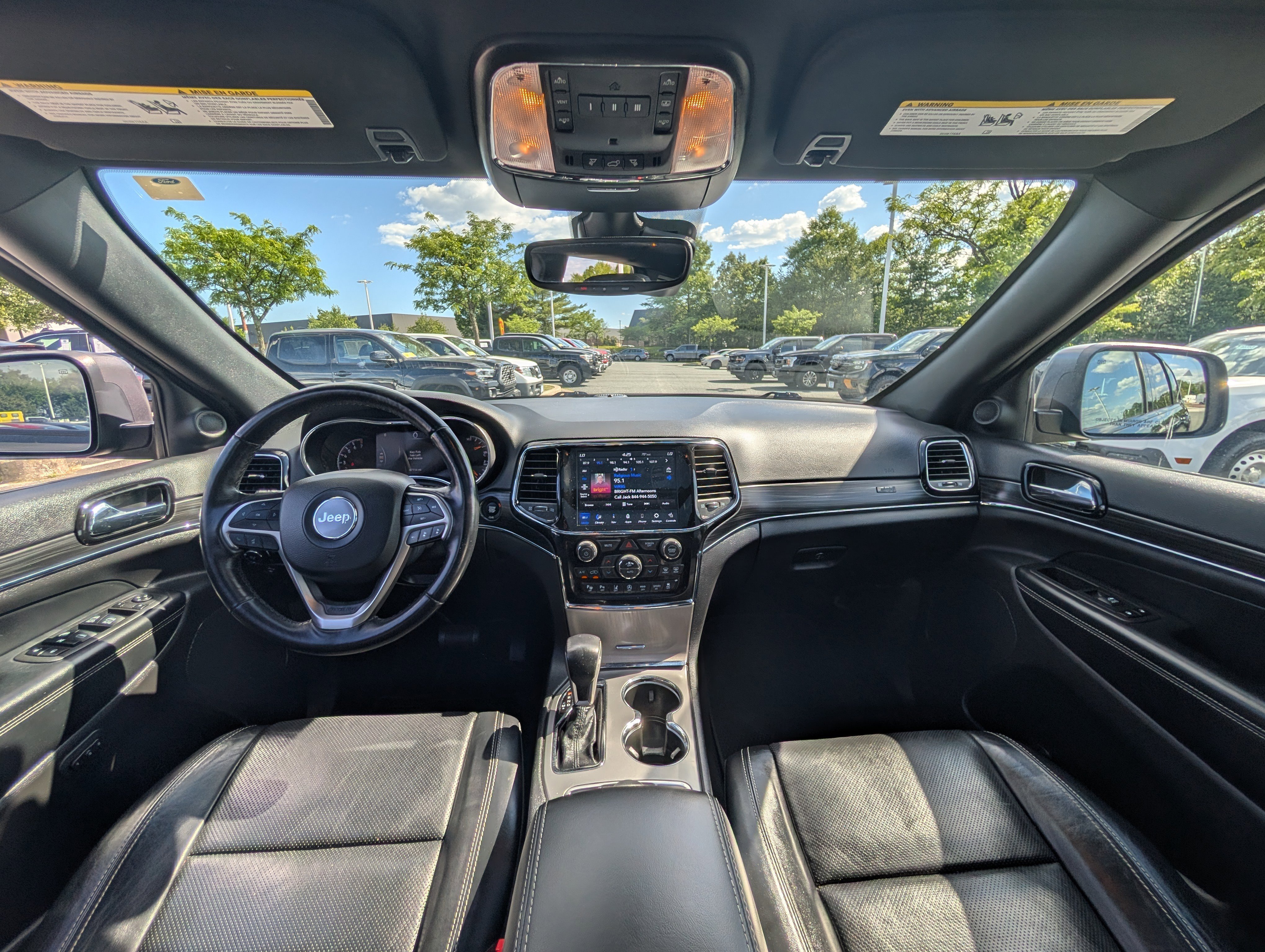 Used 2021 Jeep Grand Cherokee Limited w/ Quick Order Package 28K 80th AWD/4WD image 18